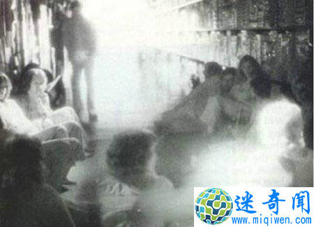 4、玩具反斗城里的鬼影