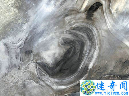 罗布泊卫星照片