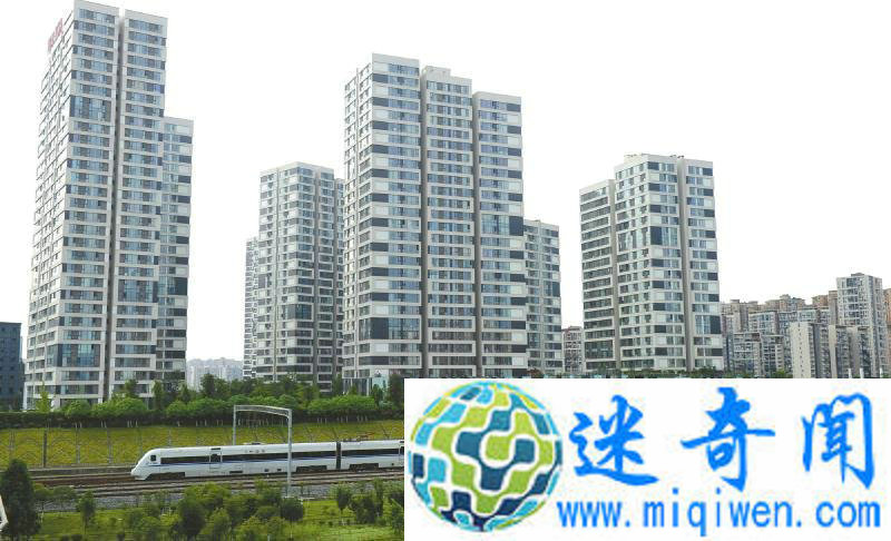 成都东站火车夜里频繁鸣笛 附近居民没法睡(图) 成都东站火车夜里频繁鸣笛 附近居民没法睡(图)