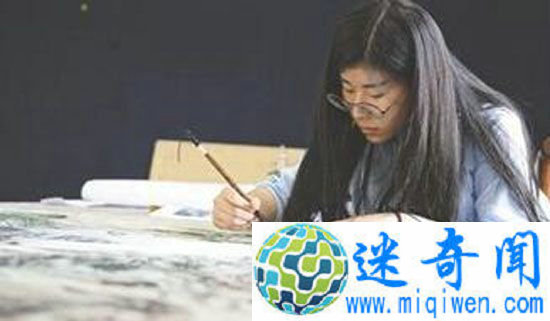 贫困女资助三学生兼职十余份工作 人美心肠更美