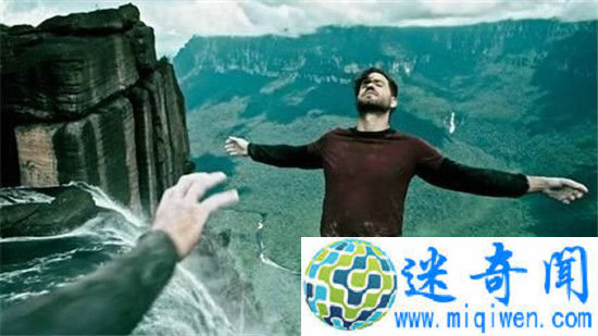 蓝鲸疑流入香港3人网上发文自残 蓝鲸游戏任务是什么?