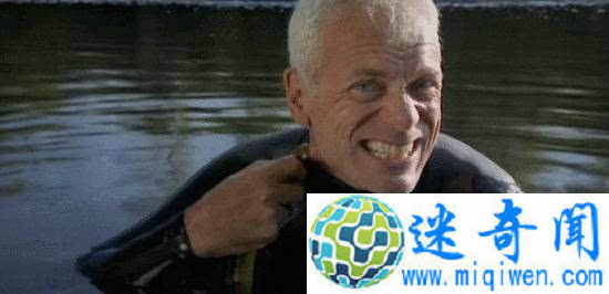 ��ŰӢ������Ѫ���������� ������ʲô����?