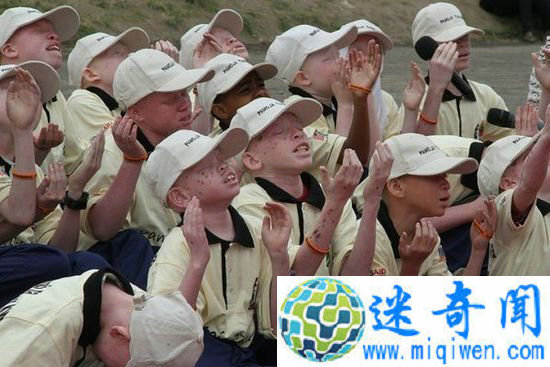 ���ǰ׻�����������֫�� ʬ�岿������49��