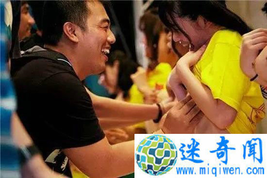 �ձ�AVŮ������ļ�� լ�Ќ�˿Բ�˶�ʱ��