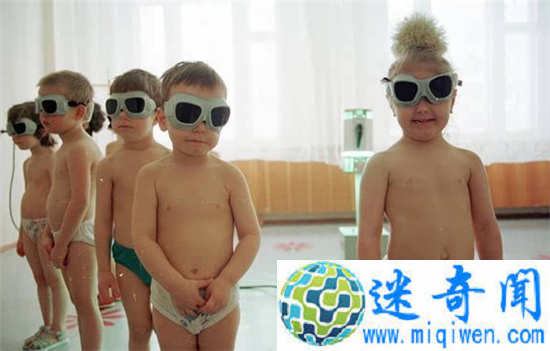 盘点奇葩的重口味养生 尿疗卧轨电疗长见识