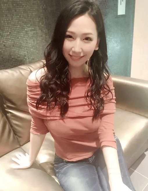 ��һ��֣Ԫ�����ݵĵ��Ӿ�