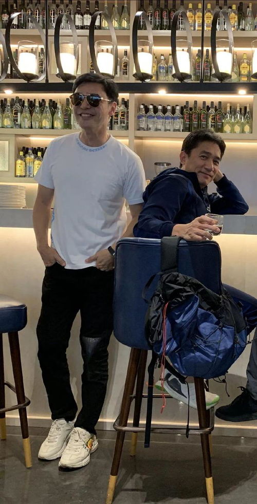 �Ʊ�ʯ����������