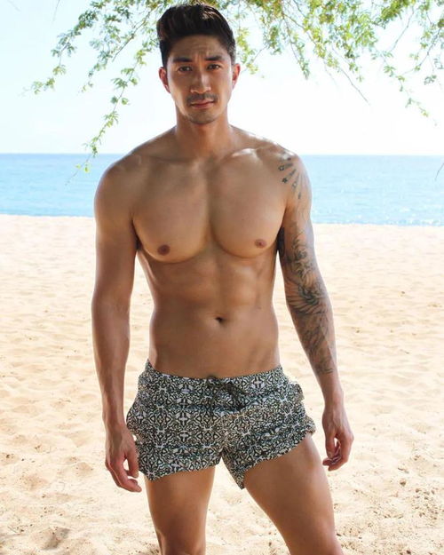 陈都灵穿婚纱走秀 陈都灵裙装 陈都灵穿婚纱走秀 陈都灵裙装